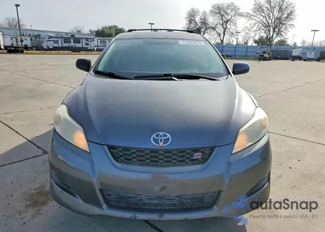 2009 Toyota Corolla Matrix S z USA, uszkodzony, nr VIN 2T1LE40E29C005964